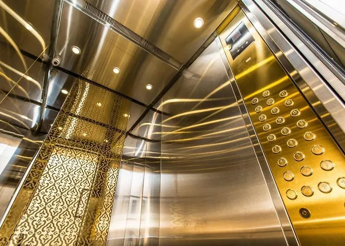 Sky 24 Floor In Centre *